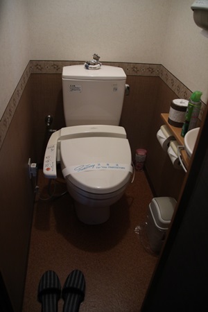 쿠자쿠 객실 화장실